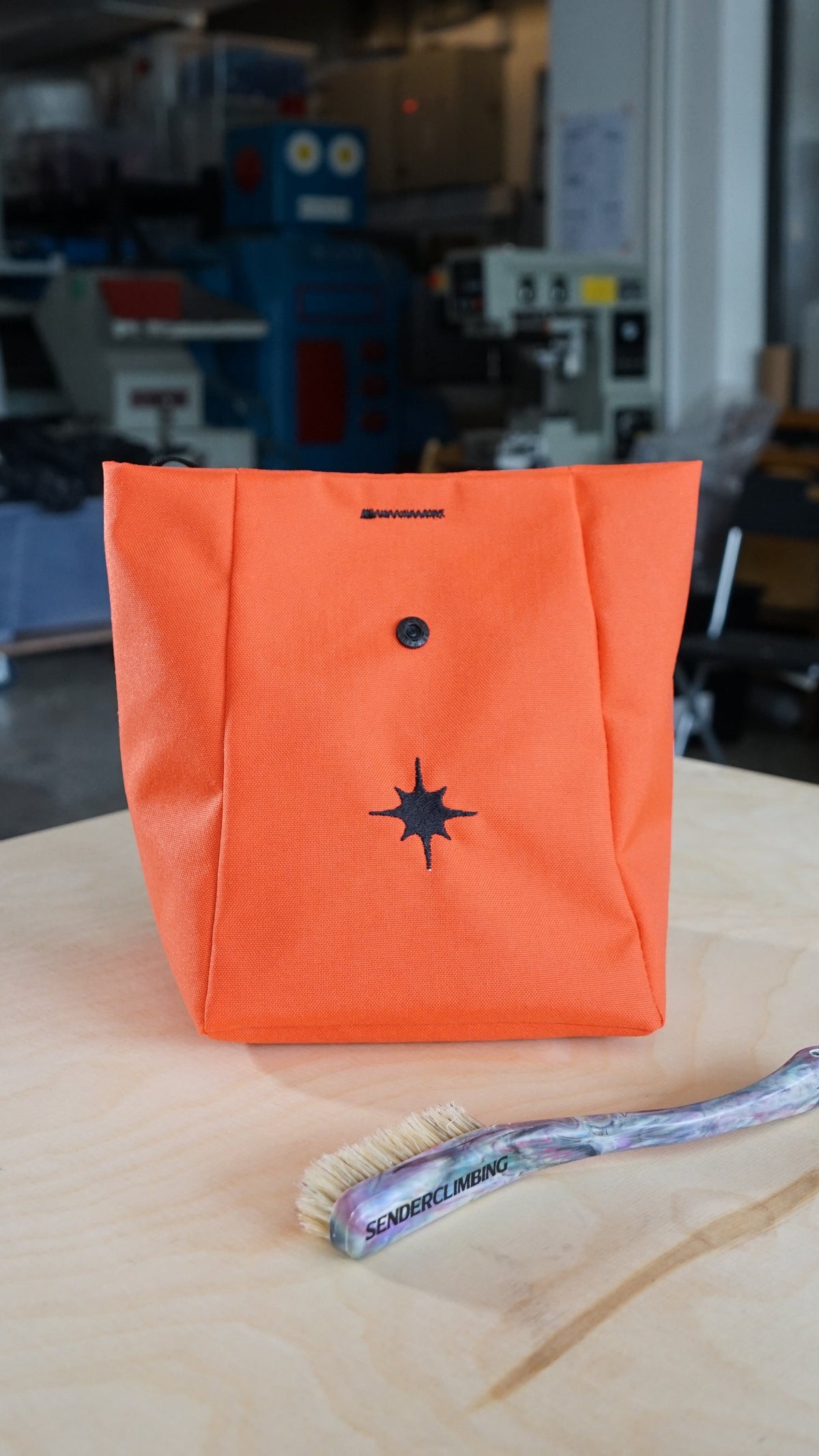 LUNCH BAG CHALK BUCKET